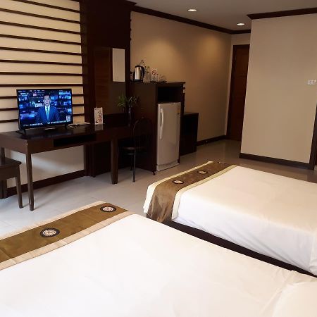 Daratalay - Jomtien Hotell Bang Lamung Eksteriør bilde